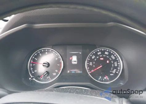 2022 Toyota Rav4 Le z USA, uszkodzony, nr VIN 2T3H1RFV2NW220296